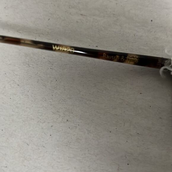 BAUSCH & LOMB I’S SUNGLASSES‎ NWT W1823
